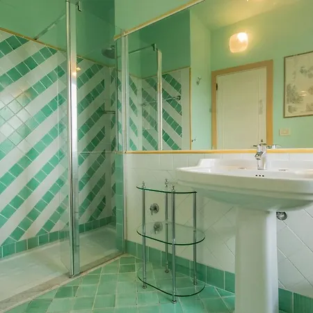 Les Ombrelles * Портоферрайо
