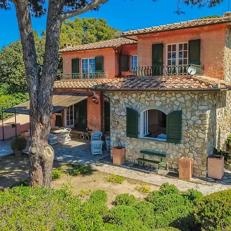 Les Ombrelles Villa