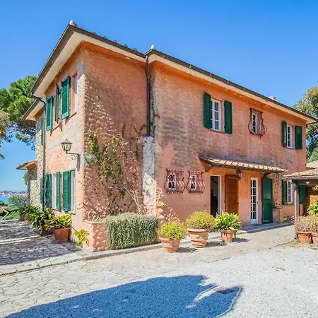 Villa Les Ombrelles *